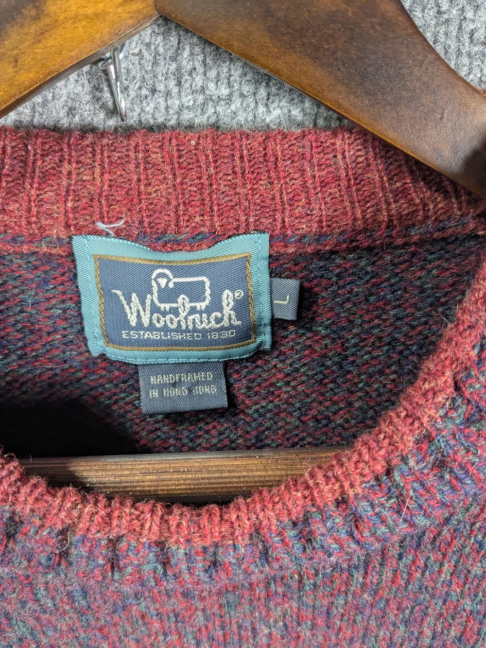 Woolrich 1990s Men's Crew Neck Marled Burgundy Sweater Size L